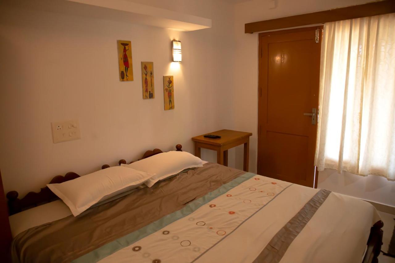 Ferienwohnung Marari Edens Mararikulam Exterior foto